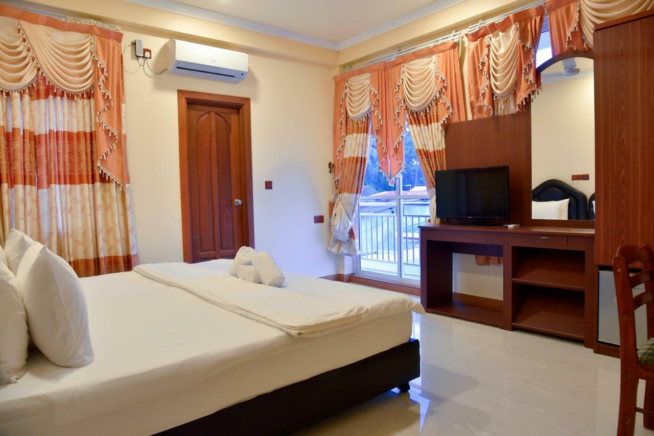 Nalaveshi Inn Huraa Esterno foto