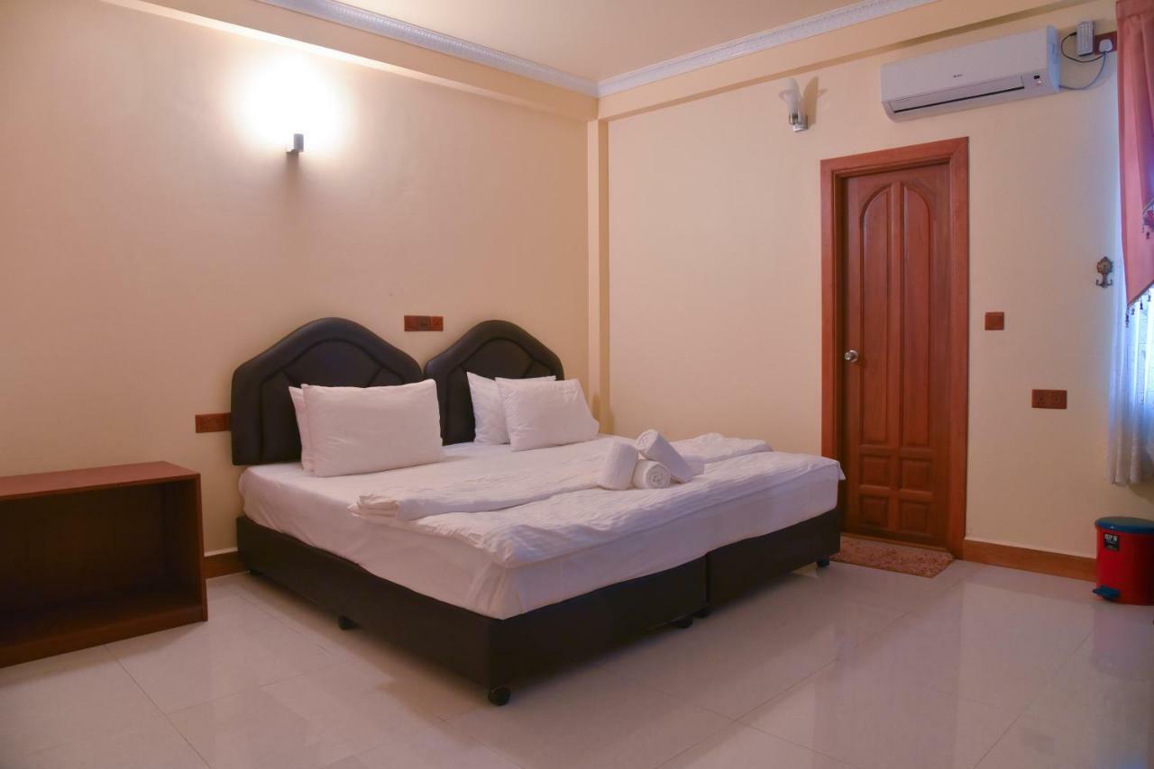 Nalaveshi Inn Huraa Esterno foto
